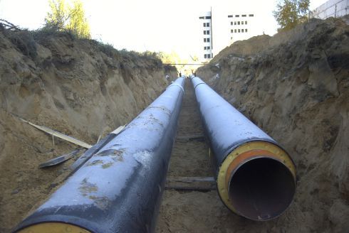 Тепловые сети монтаж трубопроводов. Бесканальная прокладка трубопроводов теплосети. Бесканальная прокладка трубопроводов это. Тепловые сети бесканальной прокладки. Прокладка теплосети в, канале для труб 700 мм ТП