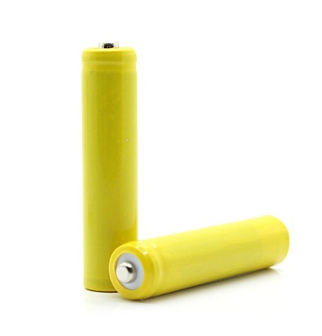 Аккумуляторы ААА.