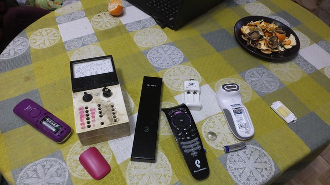 аккум­<wbr/>уляторных "пальчиковых" батареек