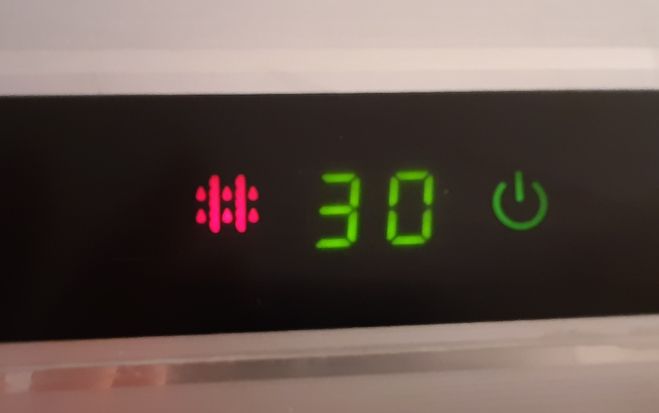 Появляется при включении 